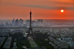 Une photo de Paris et de son parc immobilier