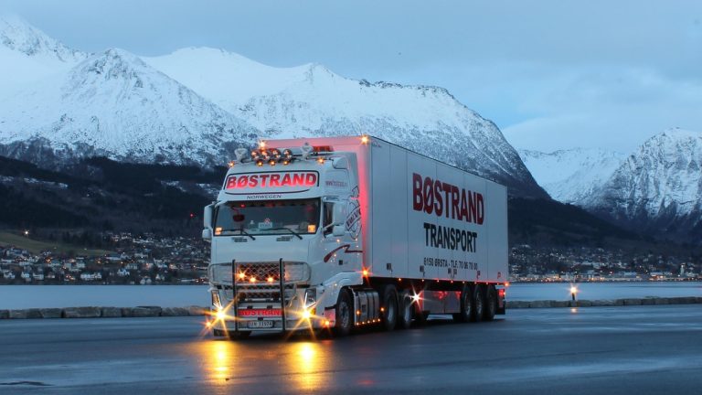 Comment devenir transporteur poids lourd en Belgique ?